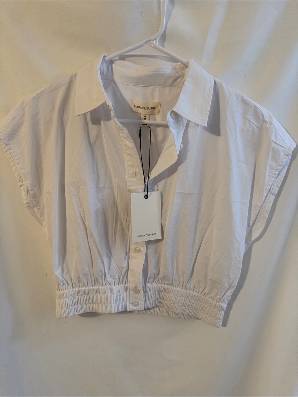 Current/Elliott White Cropped Button-Front Shirt with Elastic Hem
